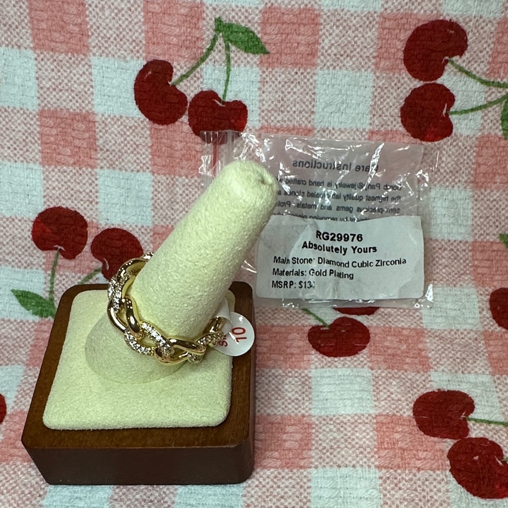 Sparkling Gold Chain Link Ring - Picture 2 of 2